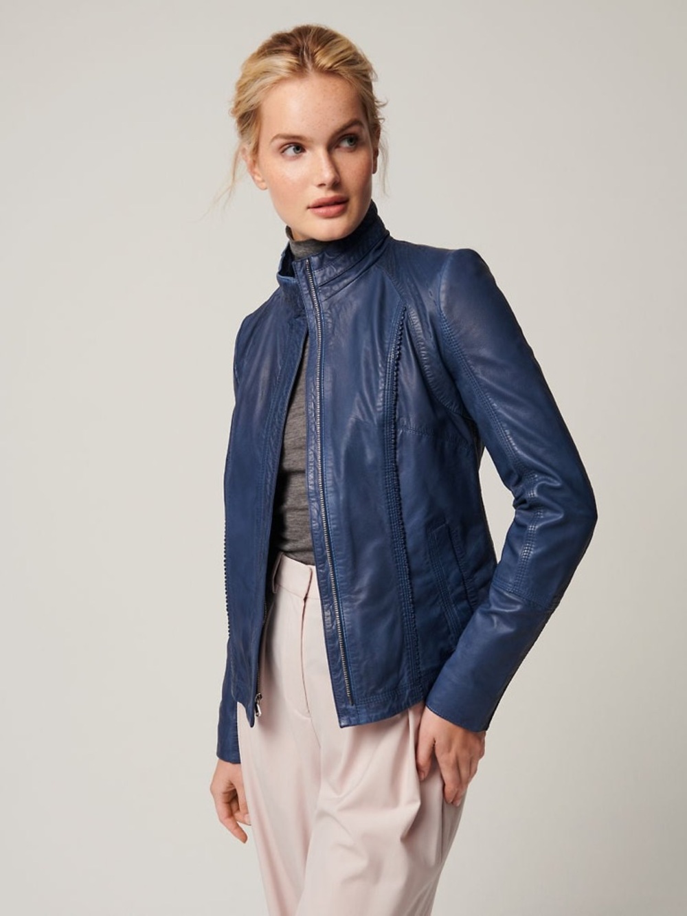 Overland Women’s Azura Blue Sheepskin Leather Jacket Size XL